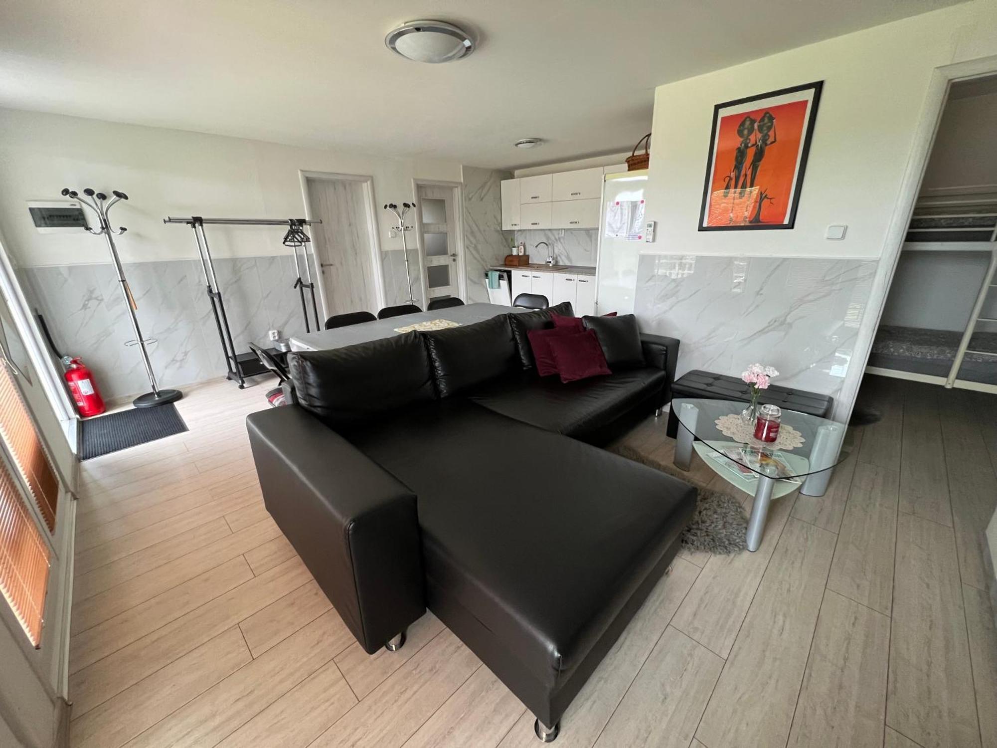 Johnys Apartment Ostrava Exterior foto